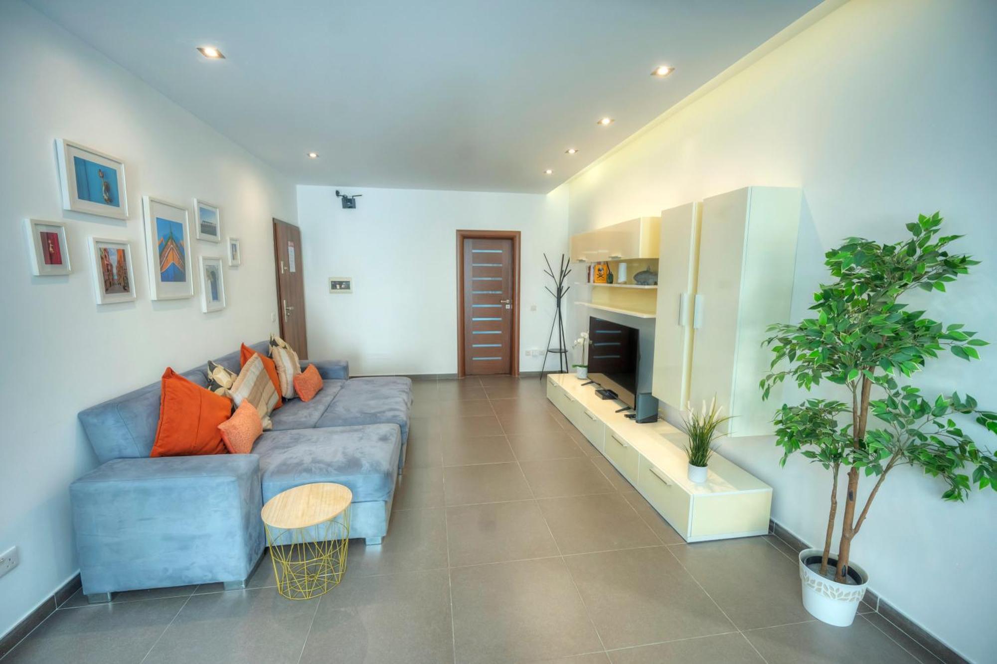 Bright & Large 2Bedrooms In Sliema Center Mpor1-1 Εξωτερικό φωτογραφία
