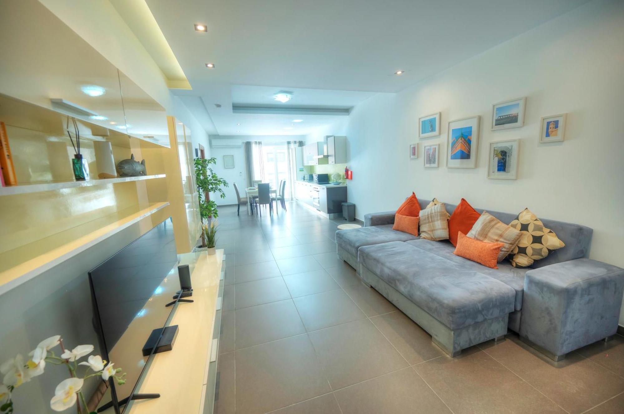 Bright & Large 2Bedrooms In Sliema Center Mpor1-1 Εξωτερικό φωτογραφία