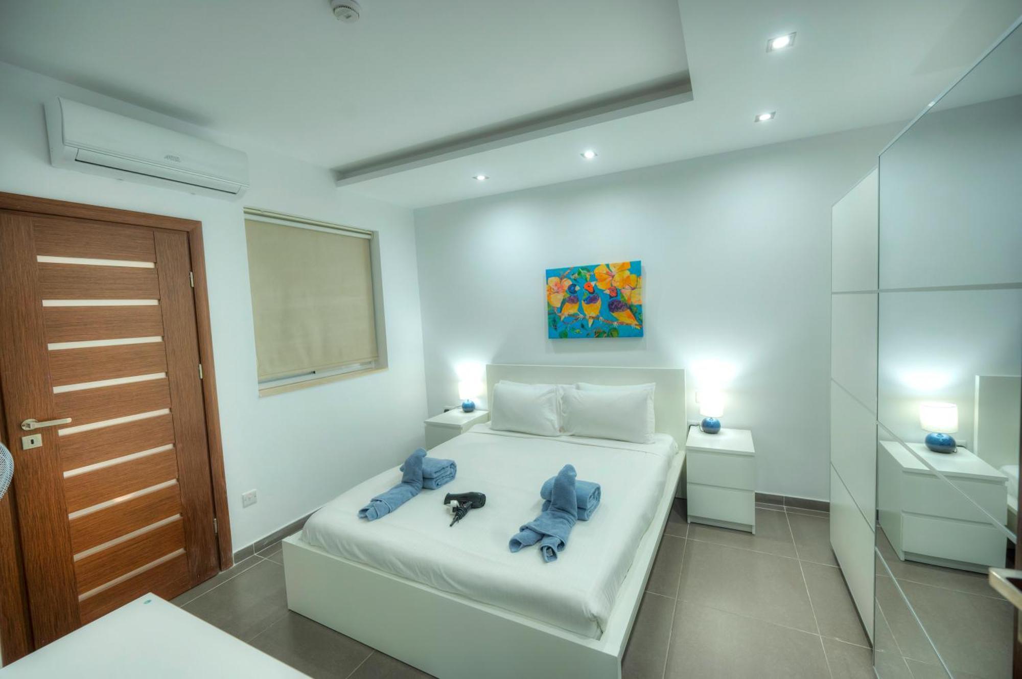 Bright & Large 2Bedrooms In Sliema Center Mpor1-1 Εξωτερικό φωτογραφία