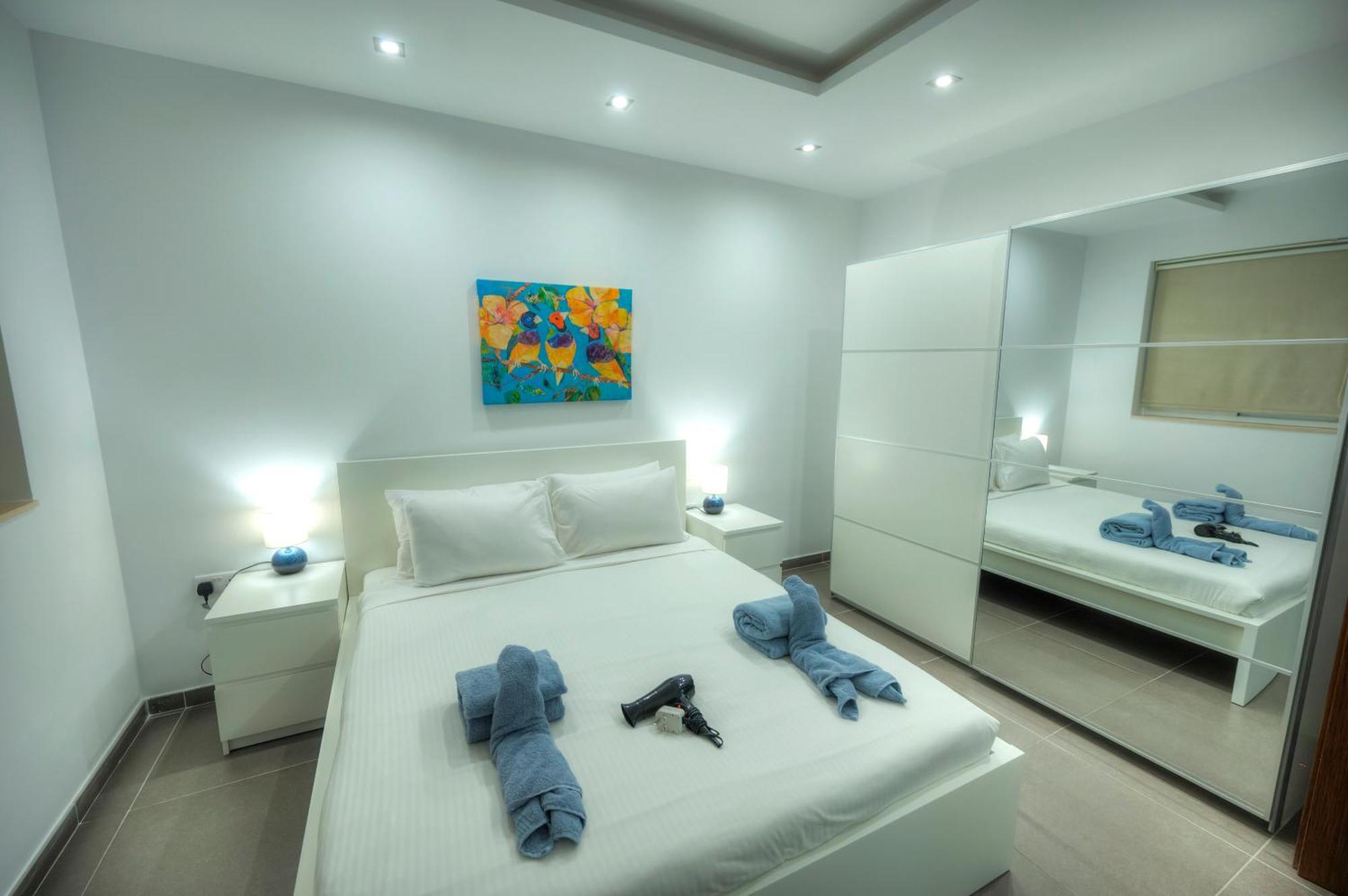 Bright & Large 2Bedrooms In Sliema Center Mpor1-1 Εξωτερικό φωτογραφία